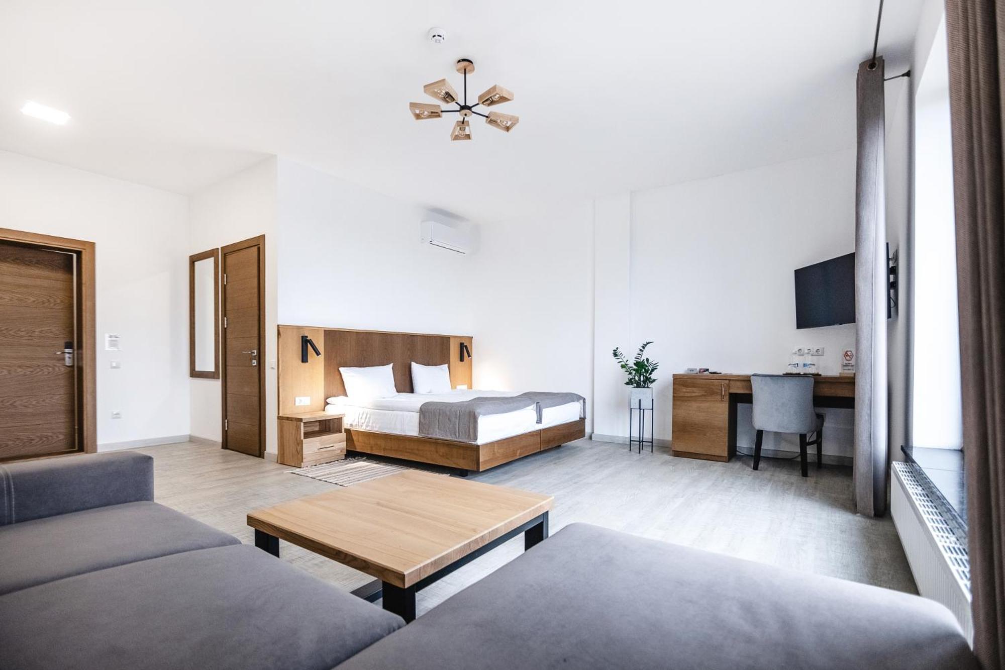Otto Hotel-Restaurant 리우네 외부 사진