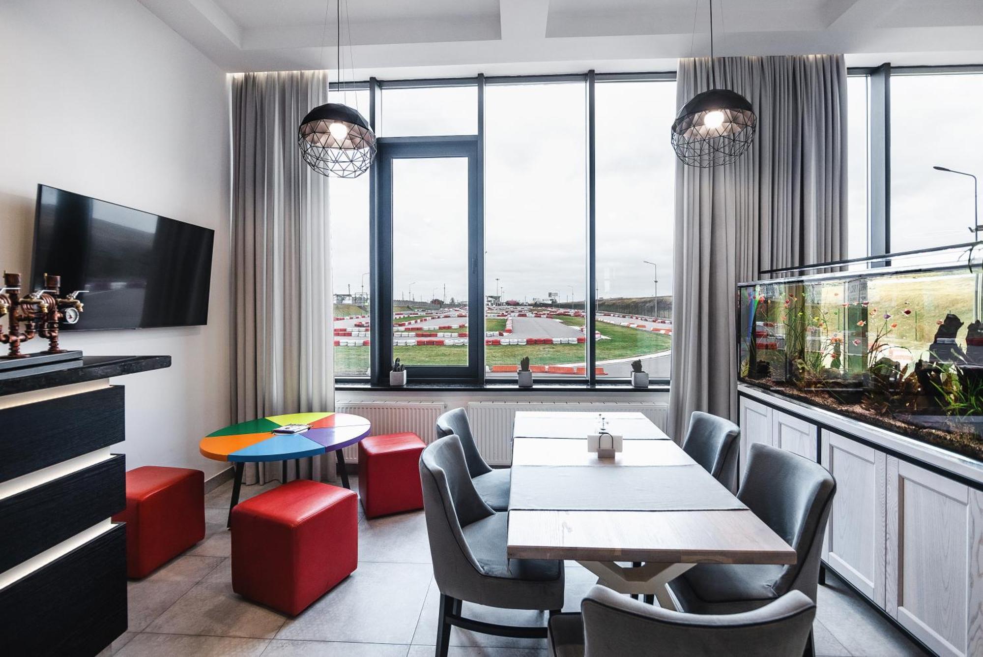 Otto Hotel-Restaurant 리우네 외부 사진