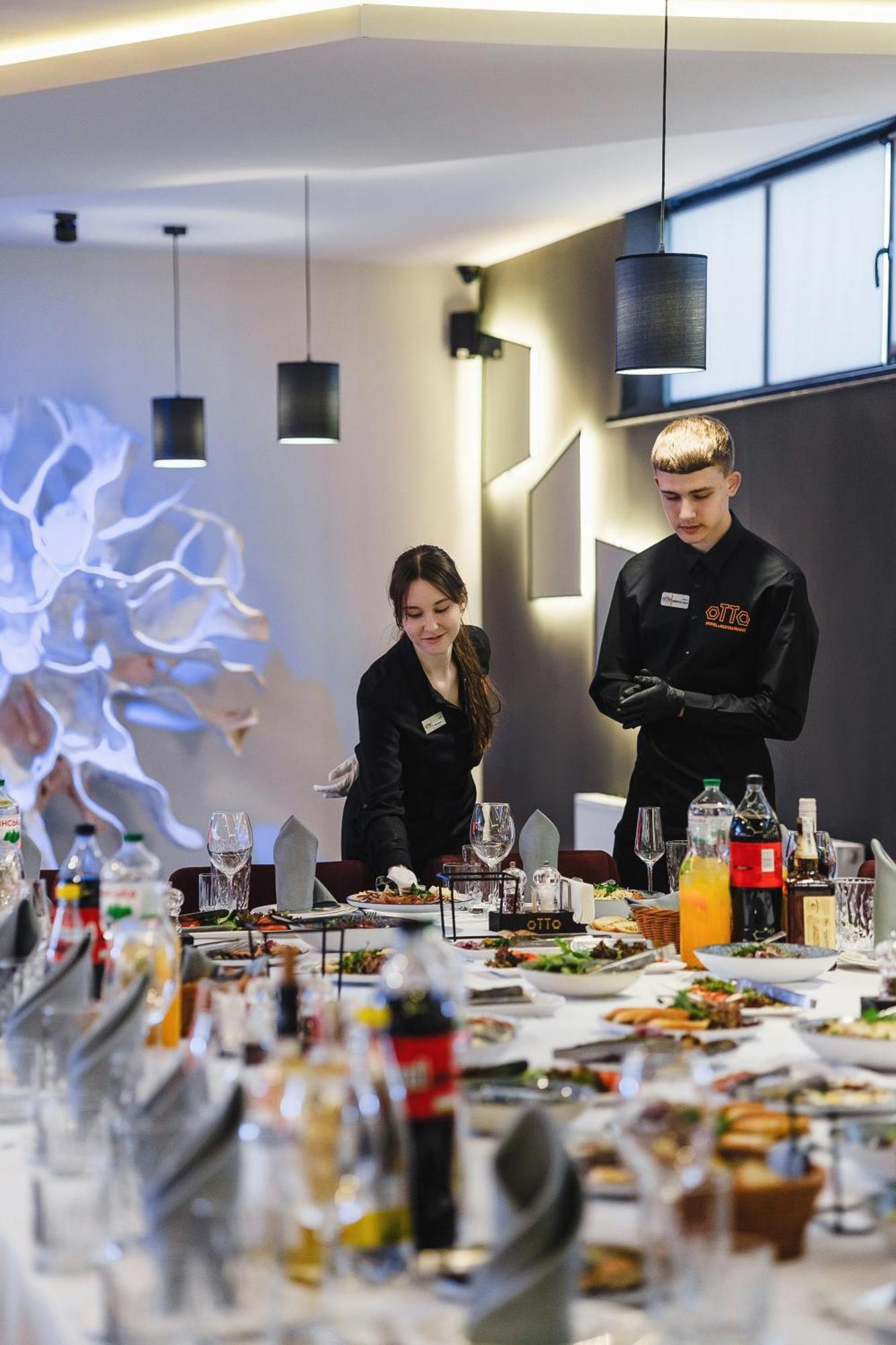 Otto Hotel-Restaurant 리우네 외부 사진